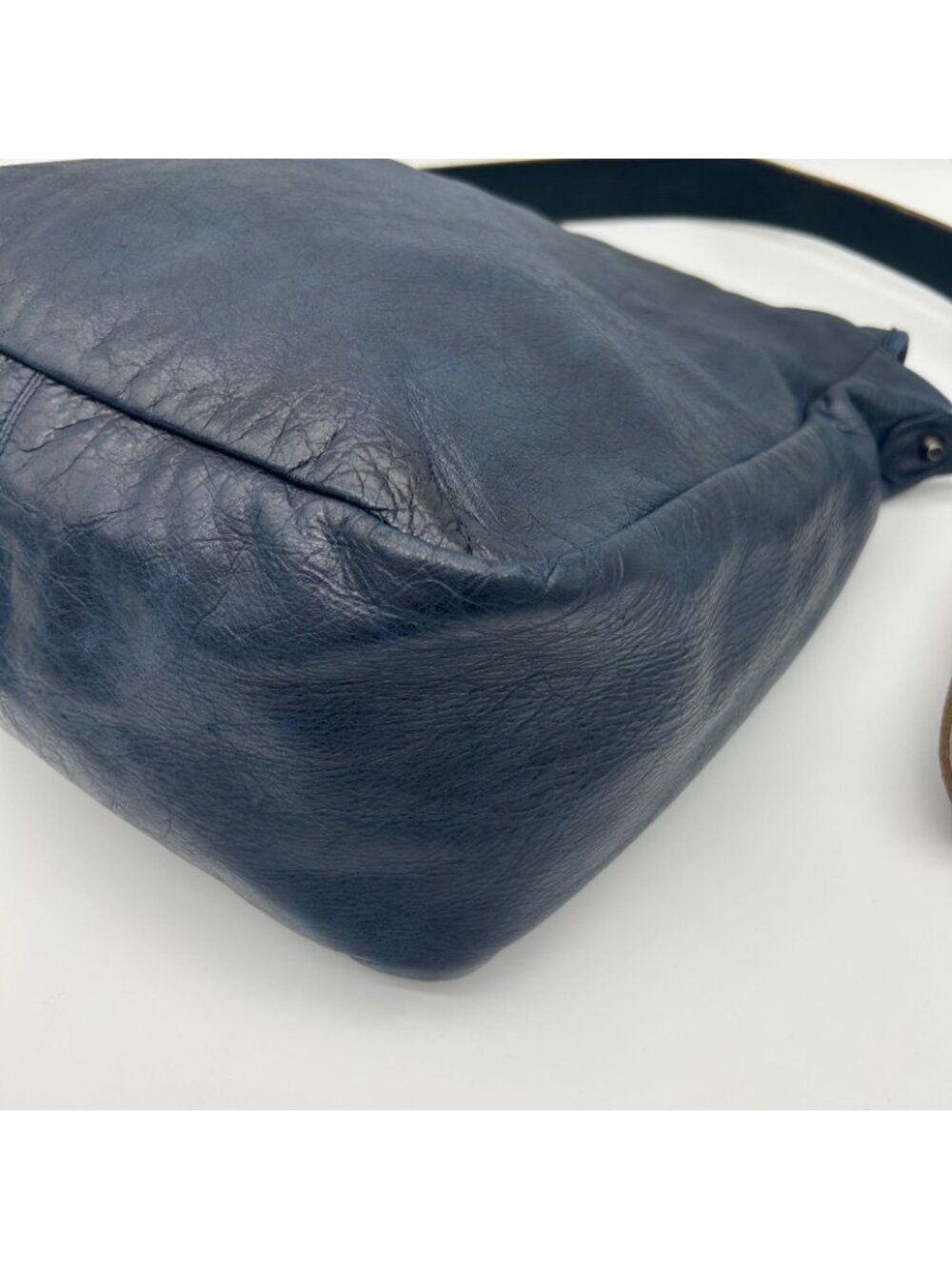 Balenciaga Crossbody Shoulder - Picture 9 of 15